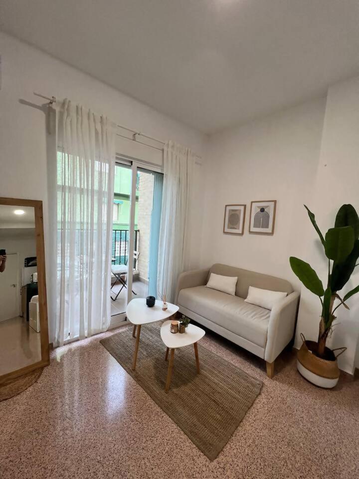 Estudios Con Encanto Alicante Exterior photo
